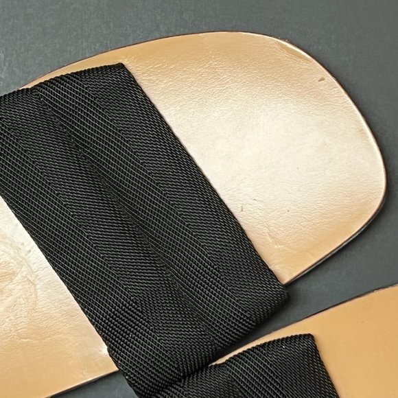 Prada women's size 39 US size 8 flip flops made in Italy - Picture 3 of 6